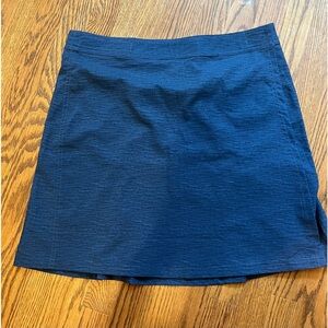 Rip skirt blue size M adjustable wraparound Velcro close w/small pocket EUC